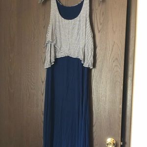Charming Charlie Maxi Dress in a Size XL